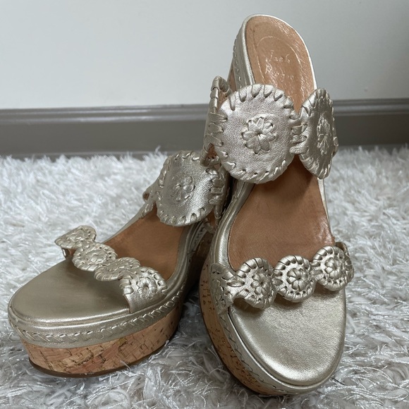 Jack Rogers Platinum Leigh Wedge Sandals Soft Gold - Picture 2 of 11